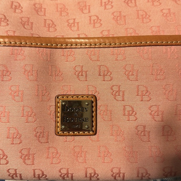 Dooney & Bourke Pink and Brown Crossbody Bag new without tags. - Picture 2 of 10